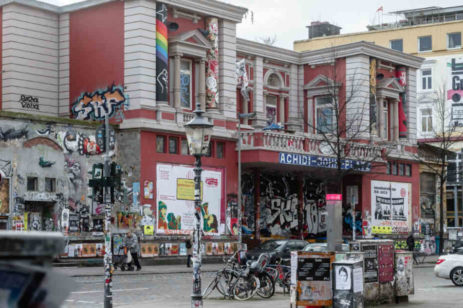 Die Rote Flora sorgt immer wieder für Protestaktionen.