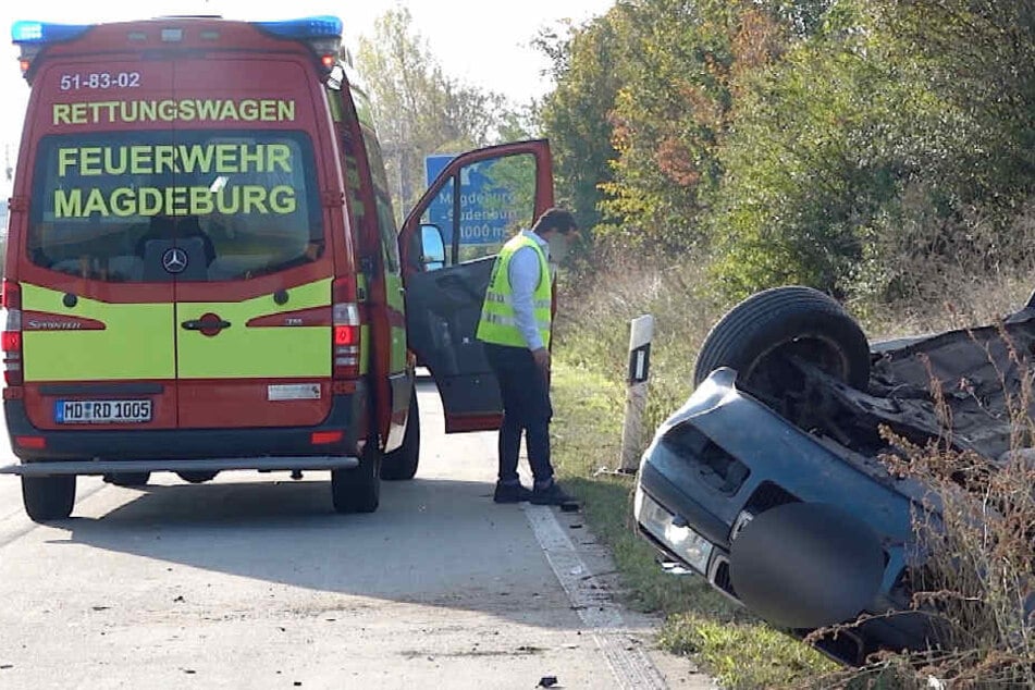 Der Fahrer des Skoda wurde in ein Krankenhaus verbracht.