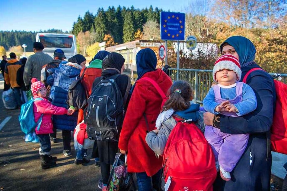 Bisher ist noch unklar, wie viele Flüchtlinge 2017 nach NRW kommen. Doch die Situation wird nicht einfacher.