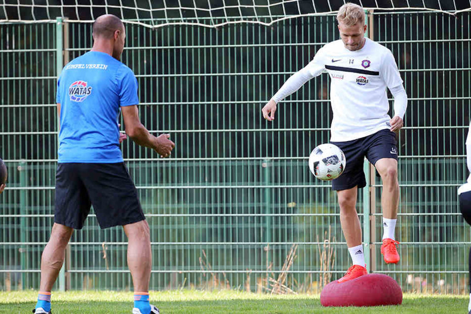Die Chancen, dass Pascal Köpke (r.) am Sonntag auflaufen kann, stehen gut.