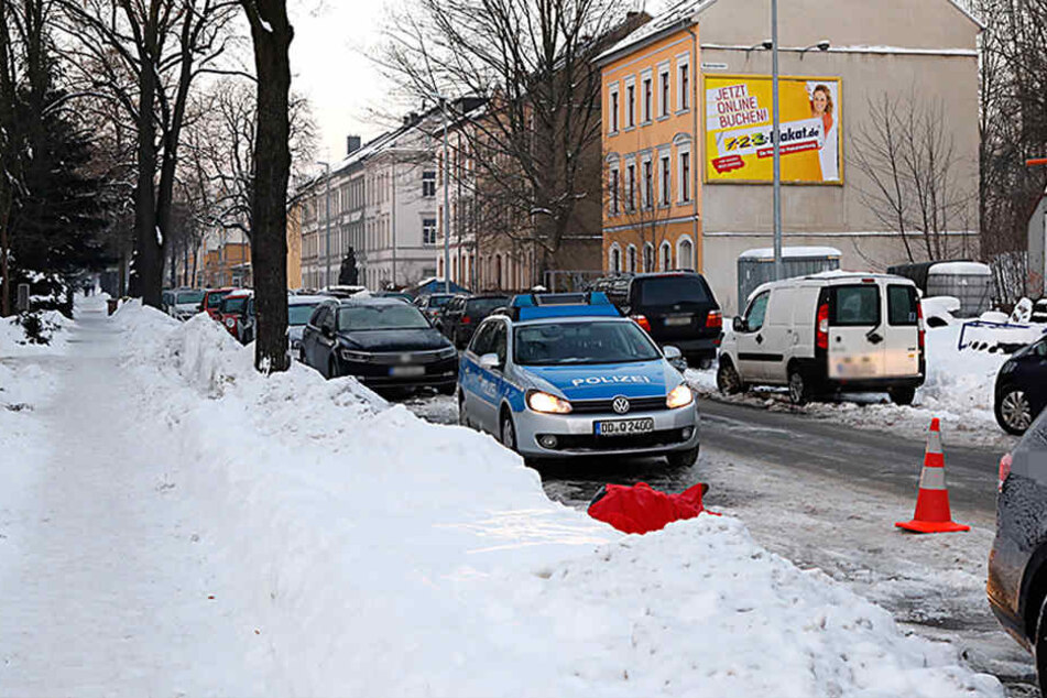 Am Montagmorgen fanden Passanten im Stadtteil Kapellenberg eine leblose Person.