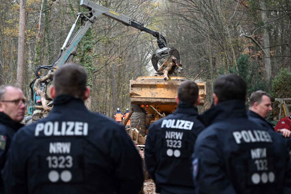 Die Polizei hatte den Hambacher Forst im September und Oktober geräumt.