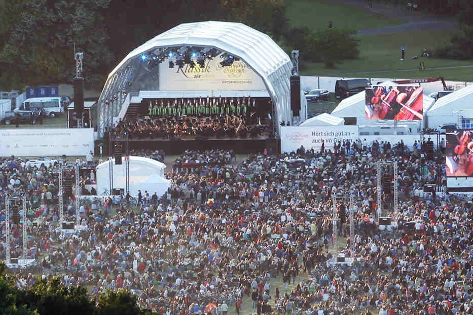 Das "Klassik Airleben" zieht jährlich etwa 30.000 Besucher ins Rosental.