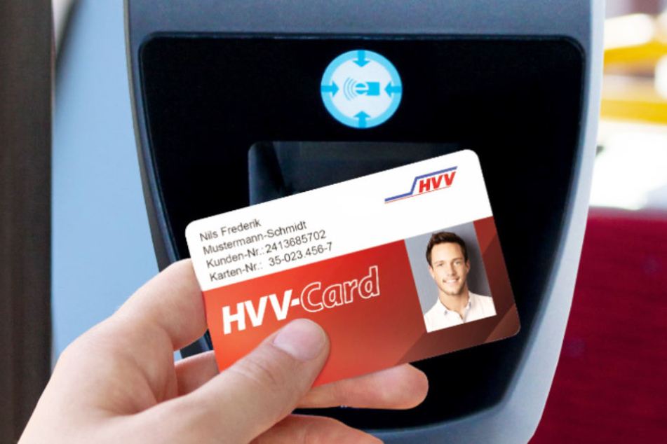Inhaber der HVV-Card können damit bargeldlos ihr Ticket bezahlen.