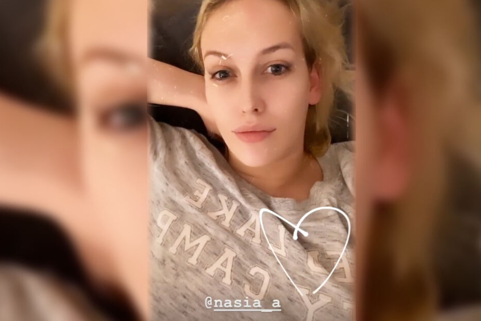 Reality-Sternchen Josimelonie aus Mainz unterstützt ihre Freundin Anastasiya.