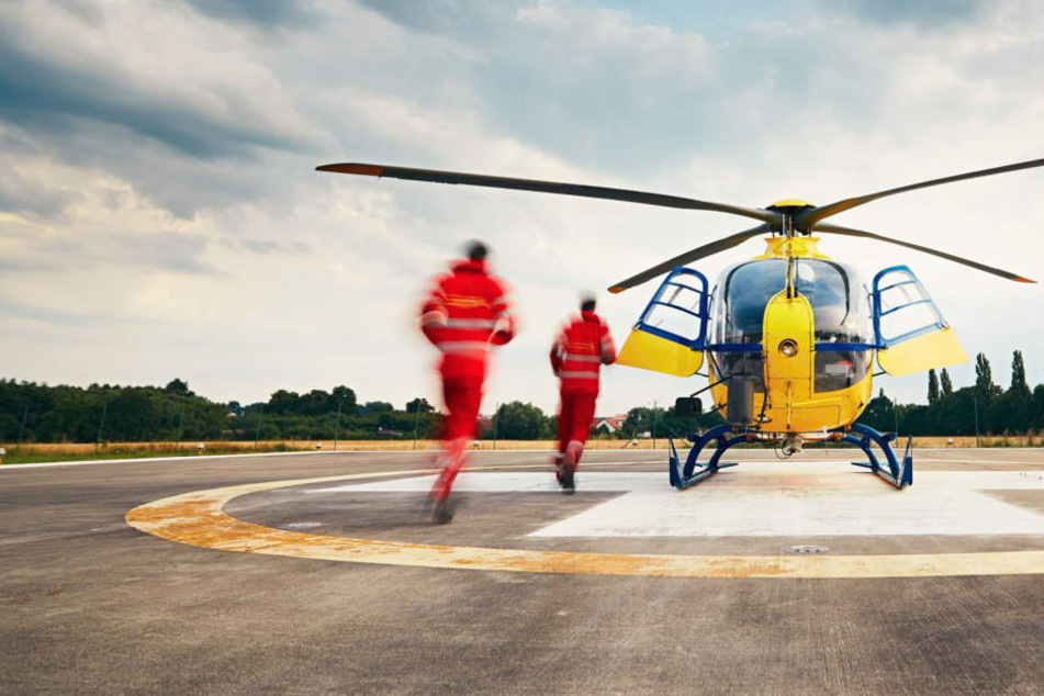 Die 33-Jährige kam mit einem Rettungshubschrauber ins Krankenhaus, verstarb aber kurz darauf in der Klinik (Symbolbild).