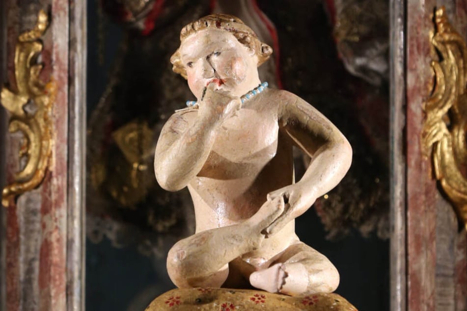Das wohl älteste bekannte Christkind der Welt ist im Krippenmuseum Mindelheim ausgestellt. (Archiv)