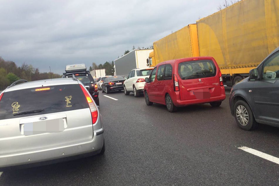 Auf der A4 geht am Autobahndreieck Nossen so gut wie nichts mehr.