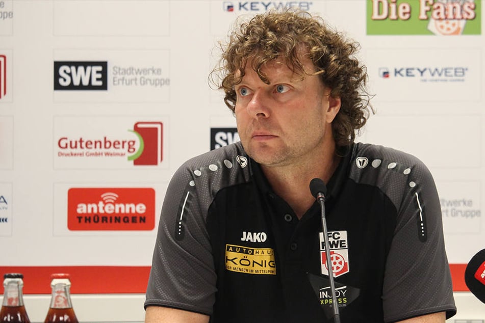 Trainer Krämer soll beurlaubt worden sein.