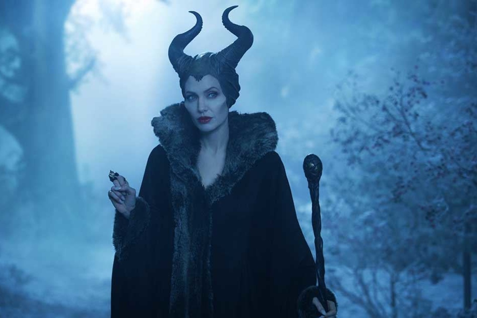 In London steht Angelina Jolie (43) eigentlich als böse Fee "Maleficent" vor der Kamera.