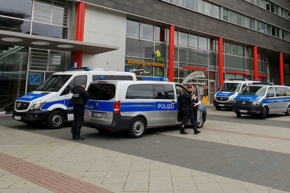 Und wieder gibt es eine Bombendrohung gegen das Jugendamt im Moritzhof.