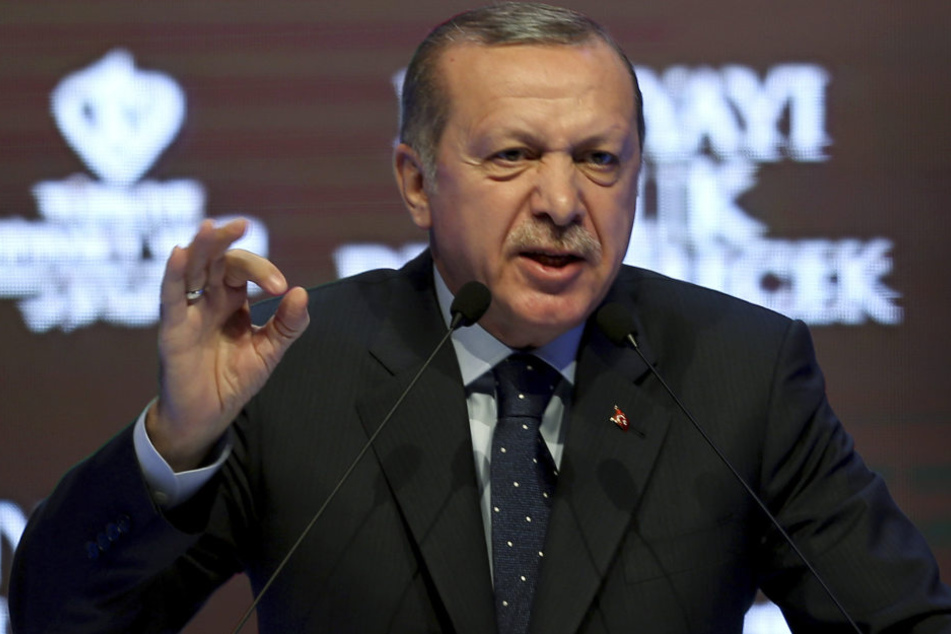 Hacker und Unterstützer von Präsident Recep Tayyip Erdogan haben Deutsche Twitter-Accounts gehackt.