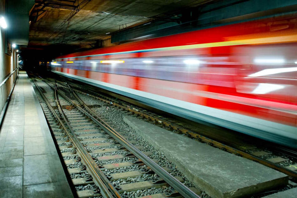 Im Verlauf der Umbau-Maßnahmen wurde der Frankfurter S-Bahn-Tunnel mehrmals gesperrt.
