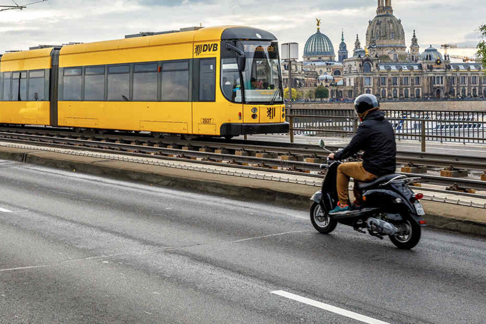 Seit dem ersten Dezember sagen Kinder einige der Haltestellen in Dresden an.