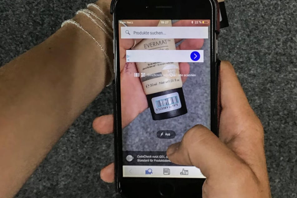 Die CodeCheck-App klärt über die Inhaltsstoffe von Produkten auf.