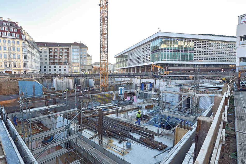 Während zum Neumarkt hin die Firma USD baut, will die KIB-Gruppe zwischen Kulturpalast und Heinrich-Schütz-Residenz bauen.