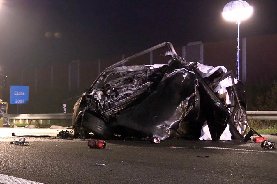 Massencrash auf der A4: Für drei Unfallopfer kam jede Hilfe zu spät.