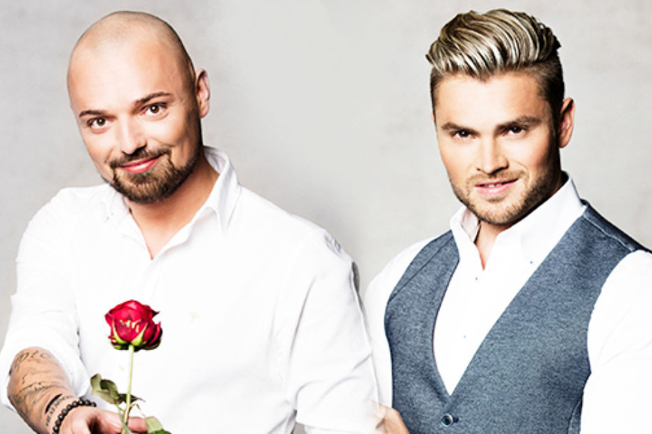 Da fällt der ein oder andere Fan vom Glauben ab: Niklas (28, l.) und Johannes (29) sind im Finale.