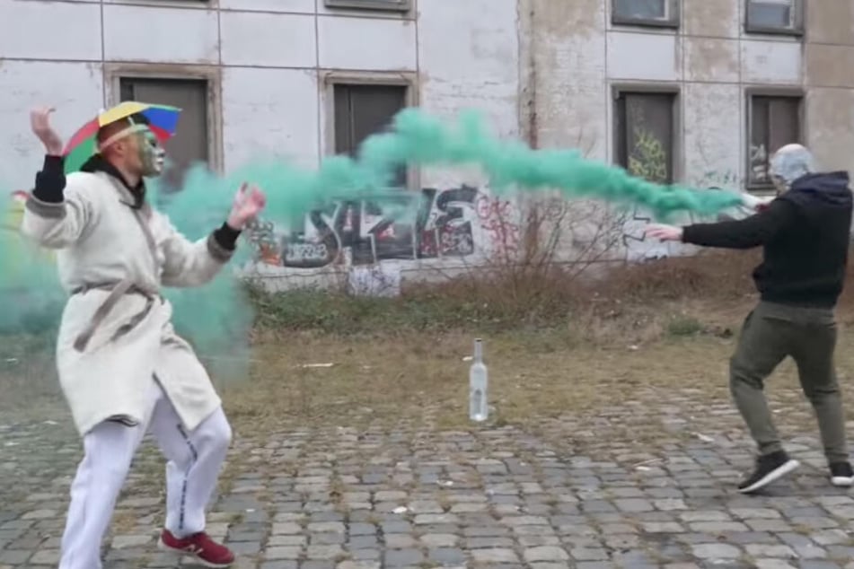 Zum Song "Ringer Arnos 2" ging Exsl ab. (Screenshot)