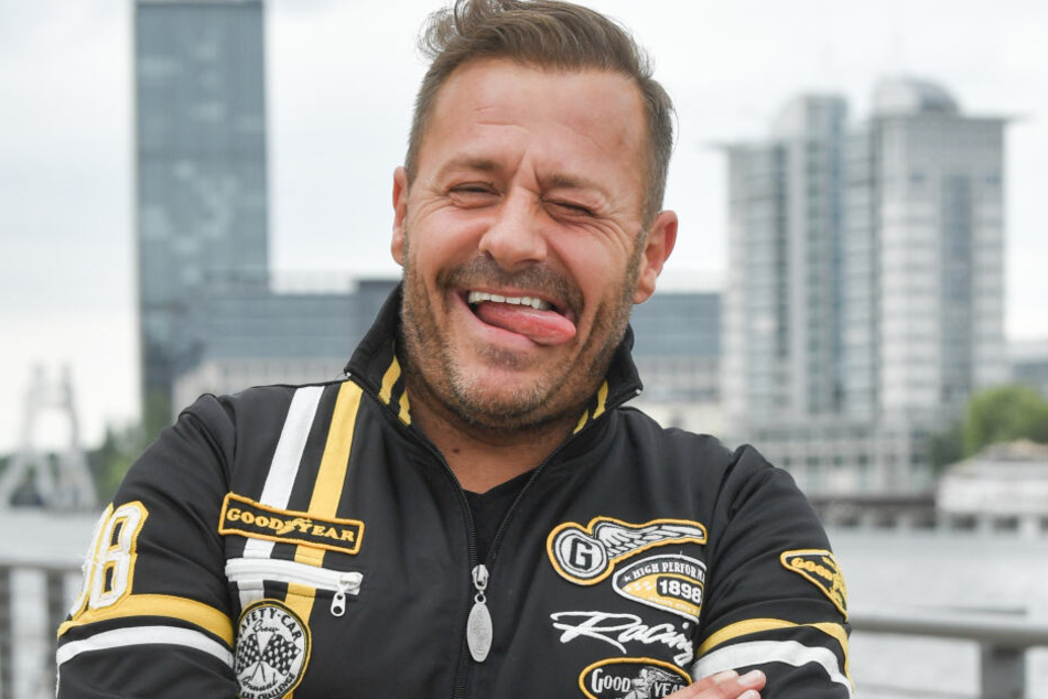 Willi Herren (44) freut sich.