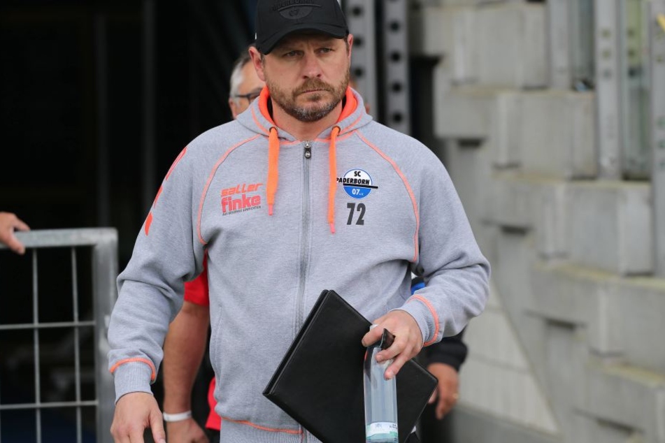 Steffen Baumgart lobt sein Team.