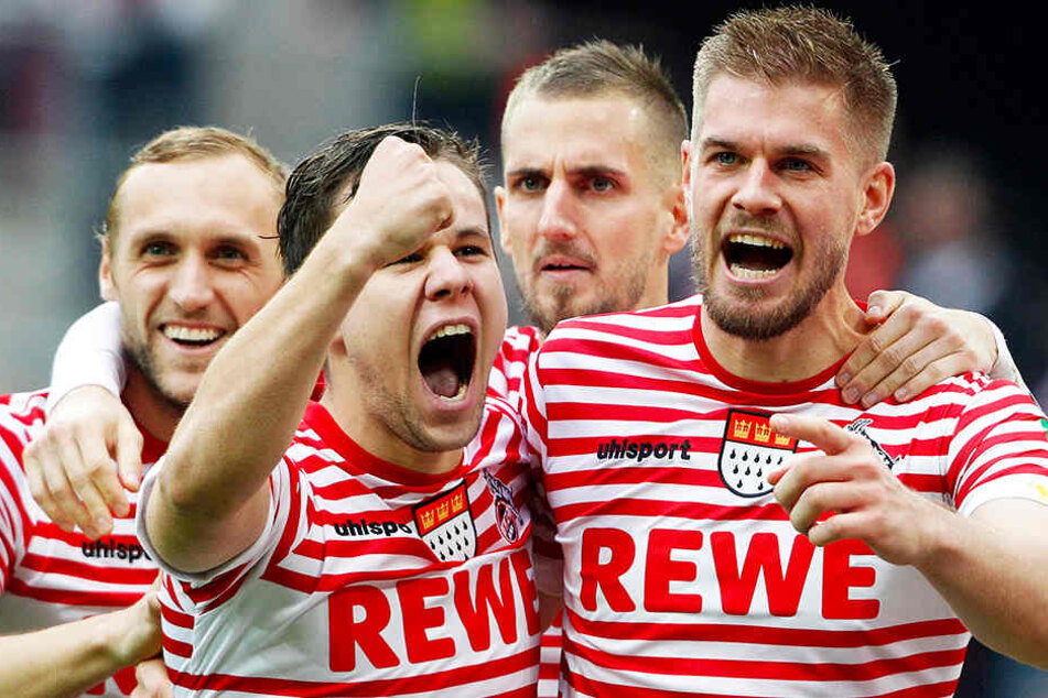 Trifft und trifft und trifft: Simon Terodde (r.) hat in dieser Zweitliga-Saison erst 14 Spiele absolviert - aber bereits 19 Treffer erzielt!