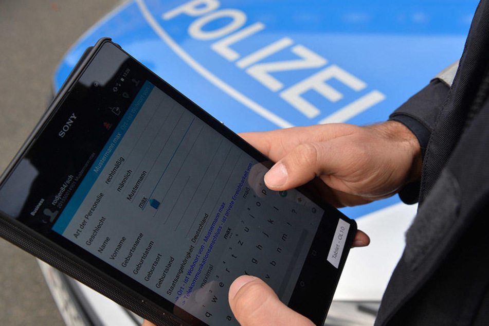Immer wieder wurden vertrauliche Daten zu verschiedensten Fällen von Beamten veröffentlicht. (Symbolbild)