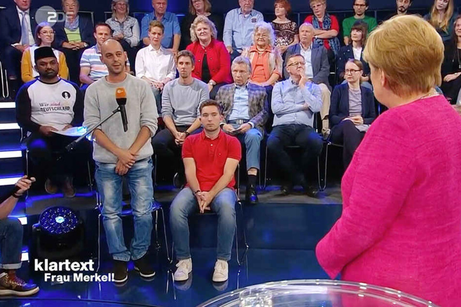 Angela Merkel nah die Kritik und auch die Einladung an.
