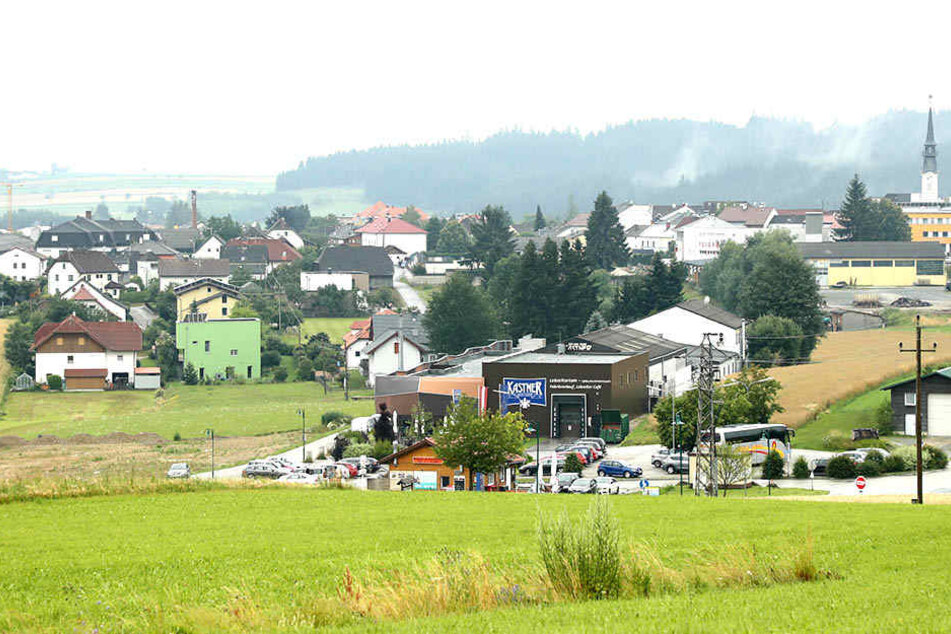 Fast so idyllisch wie im Erzgebirge. In Bad Leonfelden bezieht Aue das Quartier. Nur das Wetter spielte bei der Ankunft nicht mit.