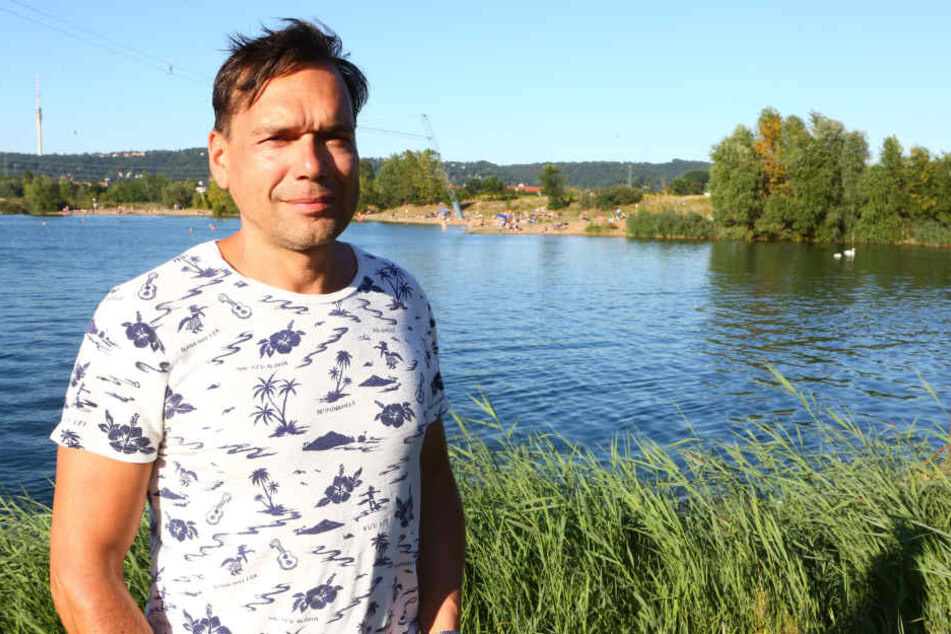 Martin Riedel (44) betreibt die Wasserskianlage an der Kiesgrube in Leuben.
