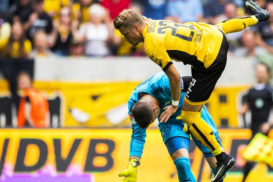 Der SVS und Keeper Marcel Schuhen war für die SGD oft eine zu hohe Hürde. Sein bisher einziges Duell gegen Sandhausen bestritt Patrick Möschl (o.) im August 2017. Die Partie verloren die Schwarz-Gelben damals mit 0:4.
