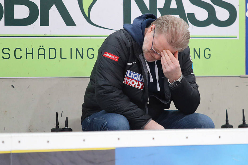 Eislöwen Coach Franz Steer haderte mal wieder mit der Abschlussschwäche seiner Cracks.