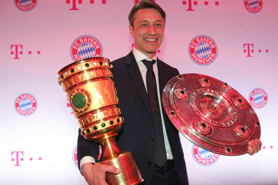 Niko Kovac hat sich mit der Meisterschaft und dem DFB Pokal seine Position als Trainer der FC Bayern gesichert.