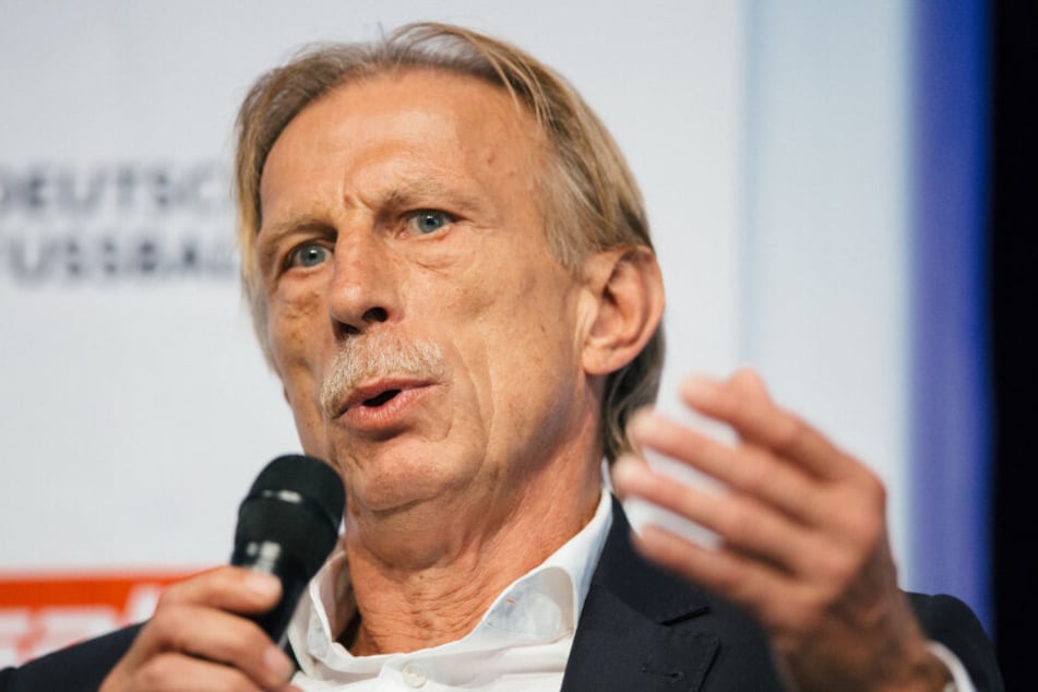 Christoph Daum (66) wurde 1992 mit dem VfB Stuttgart deutscher Meister.