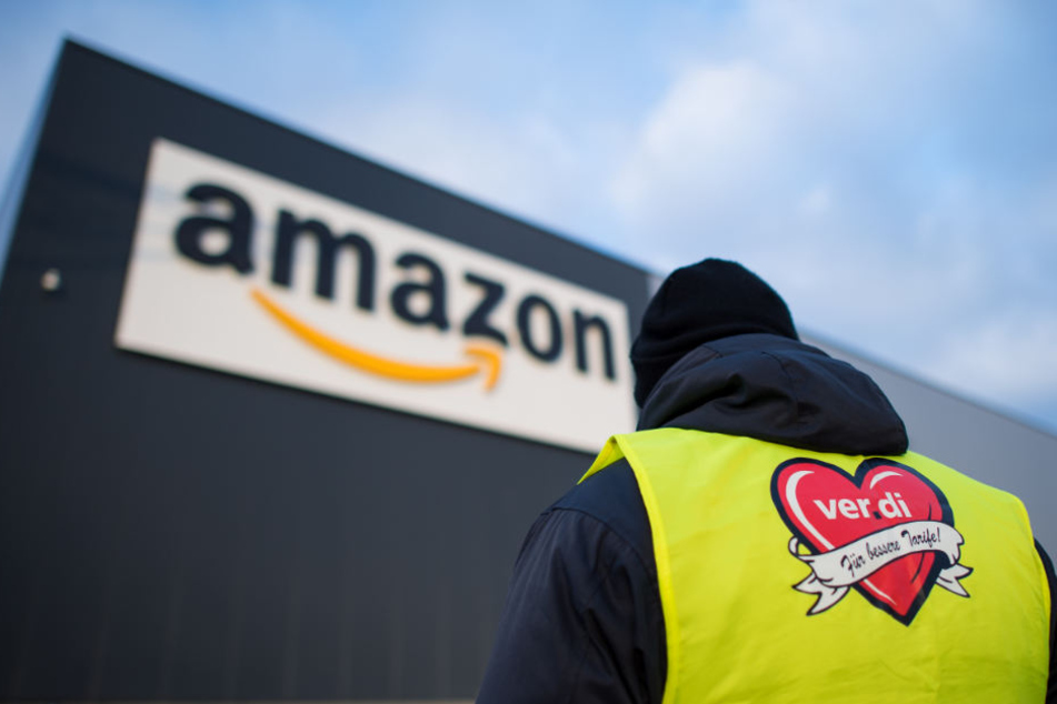 Zahlreiche Amazon-Mitarbeiter legten die Arbeit nieder.