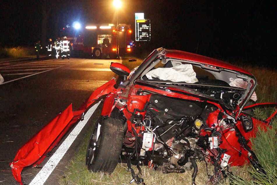 Der Wagen des Unfallopfers wurde bei dem Crash völlig zerstört