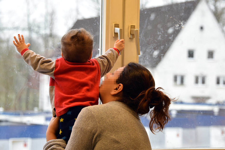 Das Kind überlebte den Sturz aus dem Fenster nicht (Symbolbild).