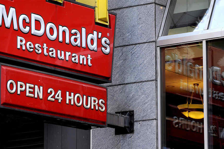 In den USA ließ ein Mann drei Kinder bei McDonald's einfach sitzen.