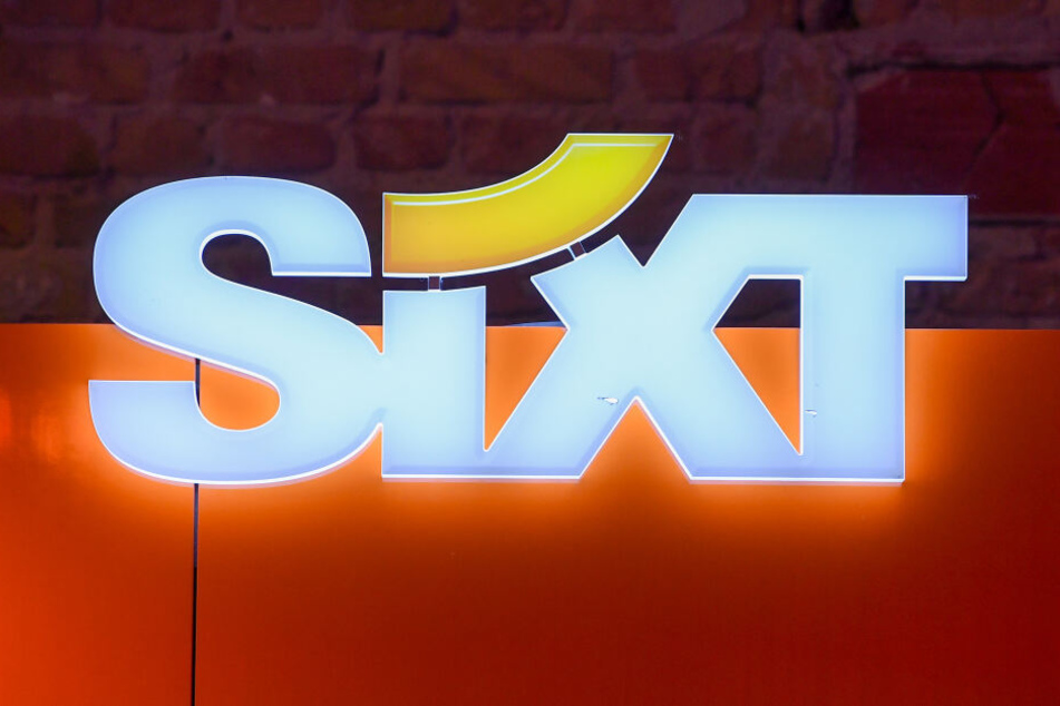Sixt kooperiert mit Tchibo und Fiat und bietet über seine Online-Plattform ein Auto zum Sonderpreis an.