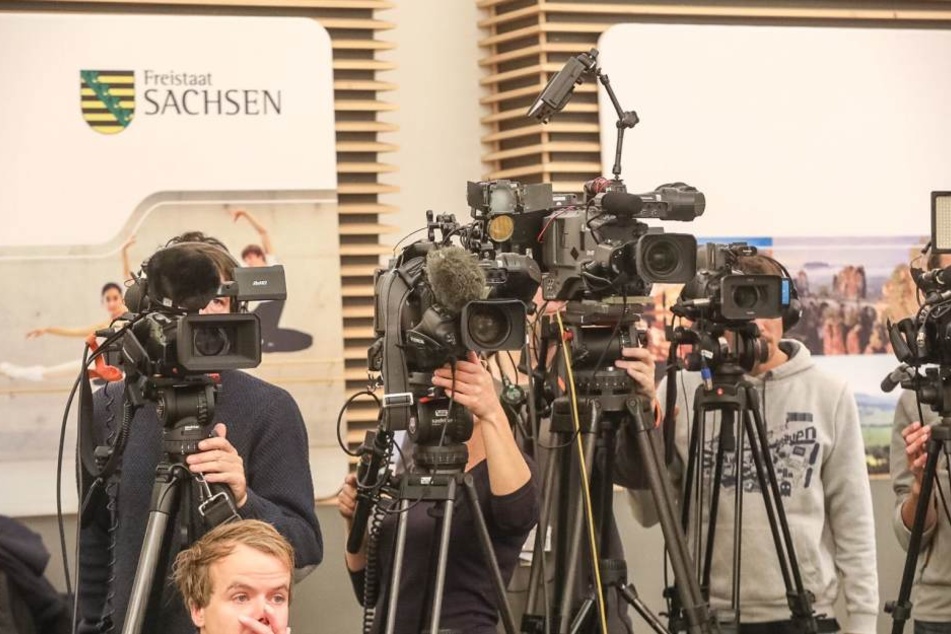 Großes Medieninteresse bei der Pressekonferenz in Dresden zu al-Bakr.