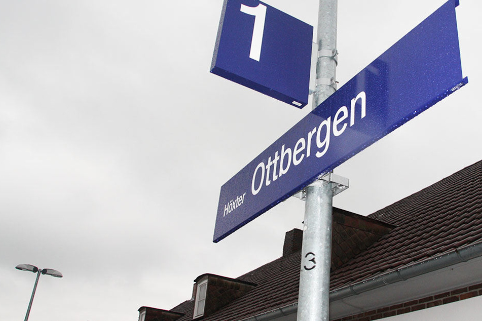 Die 34-jährige Frau wurde am Bahnhof in Ottbergen bei Höxter von einem Fremden sexuell belästigt.