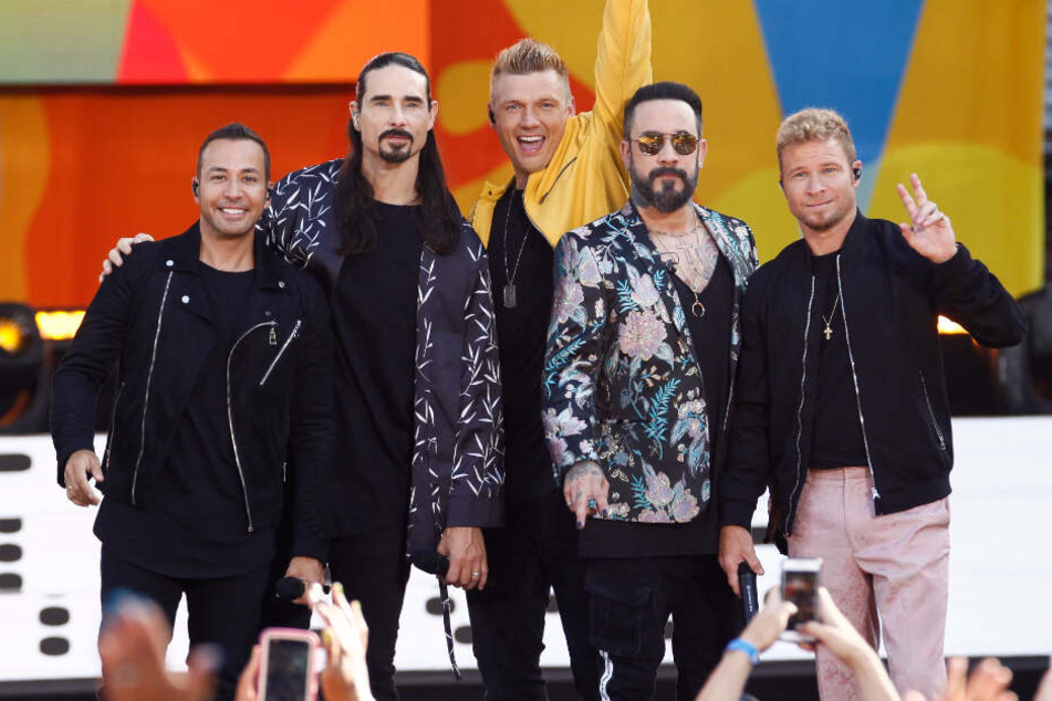 Nick Carter (mitte) hat seine Bandkollegen Howie, Kevin, AJ und Brian (v.l.n.r.) für einen Abend mal eingetauscht.