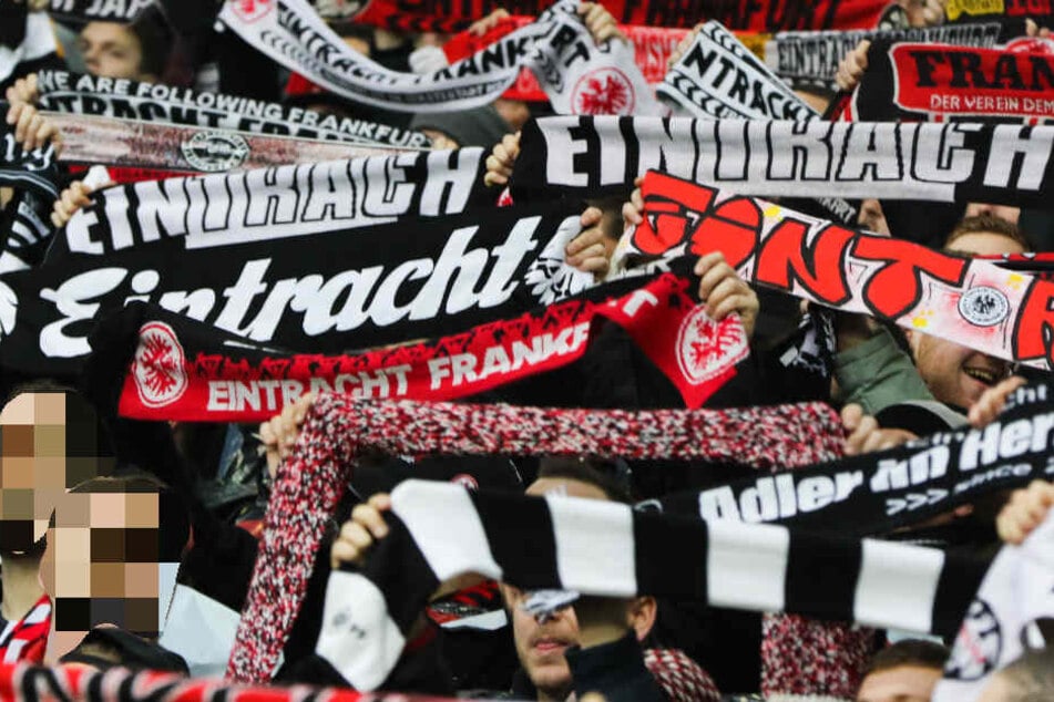 Viele Eintracht-Fans feiern nicht nur ihre Mannschaft, sie sind auch bereit zu spenden (Archivbild).