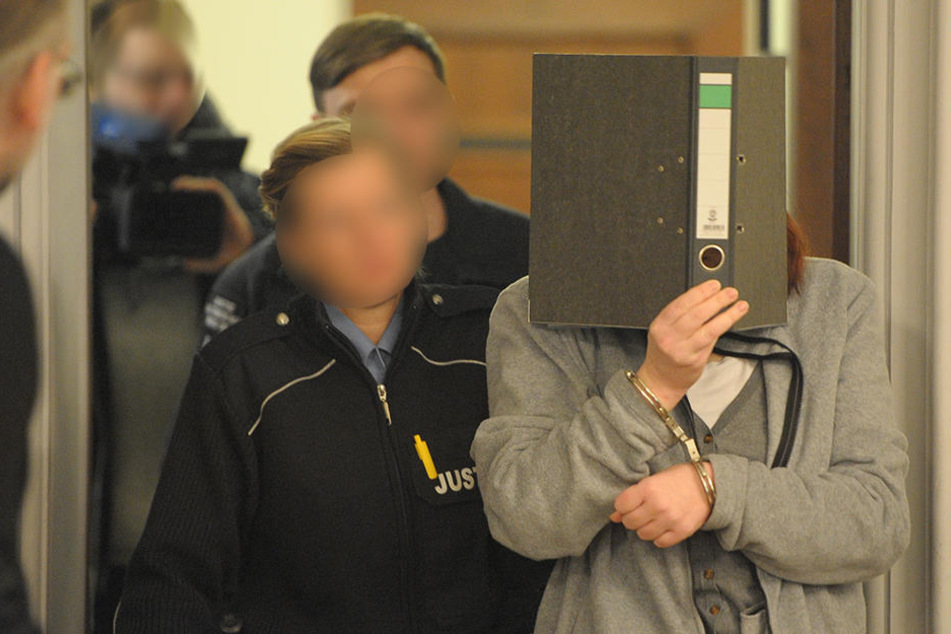 Anja G. im Gericht in Zwickau.