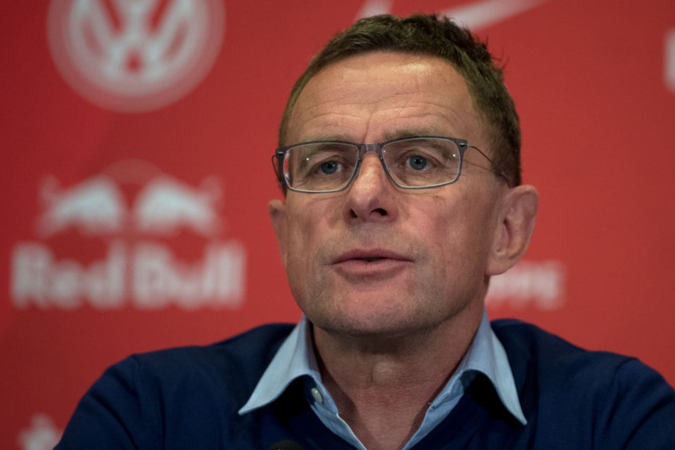 In eigener Sache erklärte RB Leipzigs Sportdirektor Ralf Rangnick (59) das verkorkste Interview mit dem Playboy.