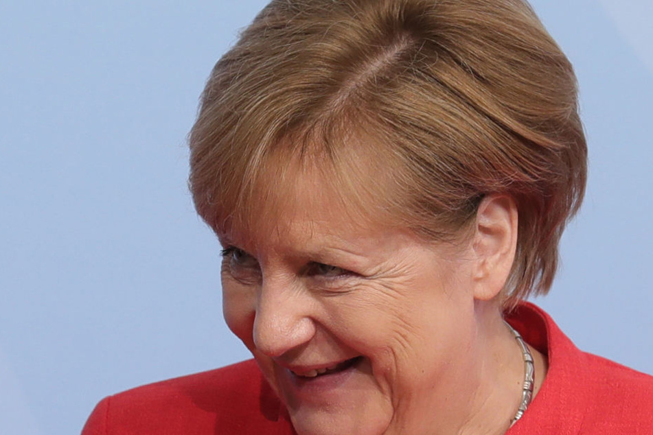 Hat Angela Merkel (63, CDU) 2015 gesetzeswidrig gehandelt? Das will die AfD gerichtlich klären lassen.