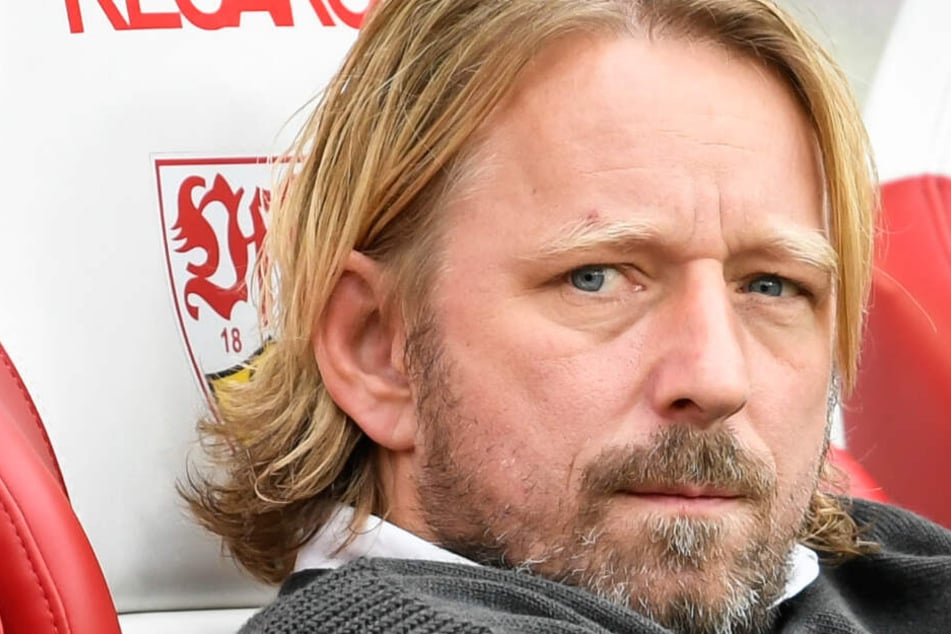 Transfers gehen beim VfB Stuttgart über seinen Tisch: Sportdirektor Sven Mislintat.