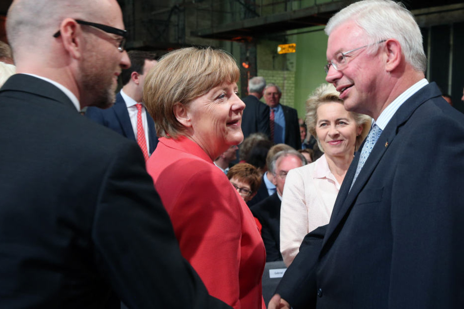 Roland Koch hält es für sinnvoll, die Parteispitze vor der nächsten Wahl zu wechseln.