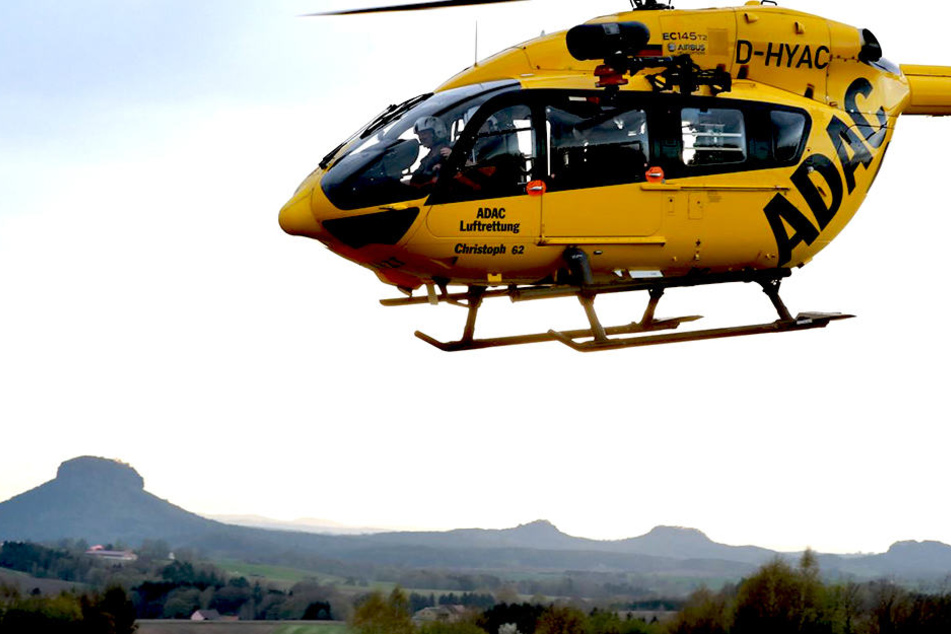 Der Rettungshubschrauber Chtristoph 61 brachte einen Patienten ins Krankenhaus-Dresden-Friedrichstadt.