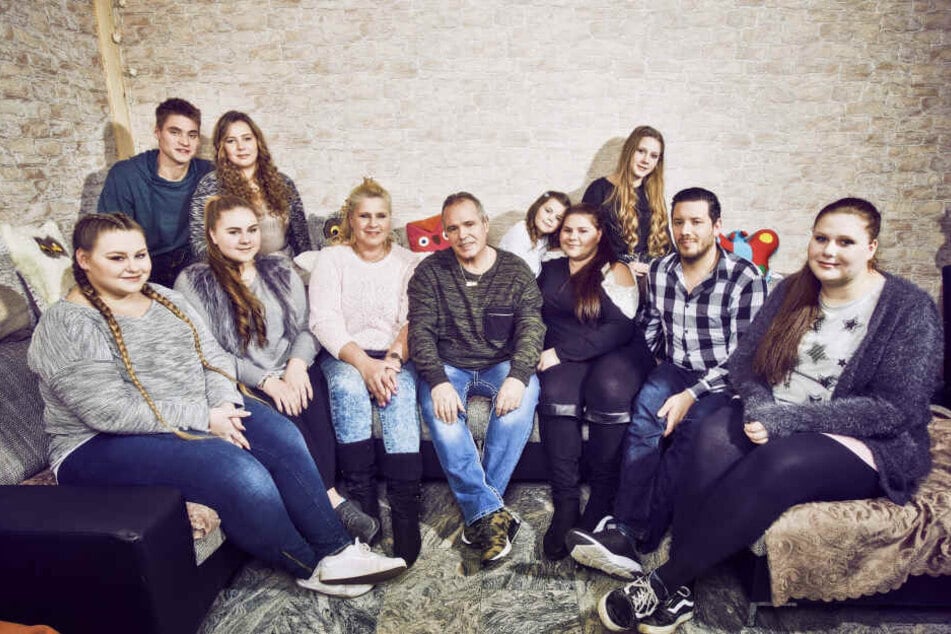 Silvia Wollny (54) im Kreise ihrer Großfamilie.